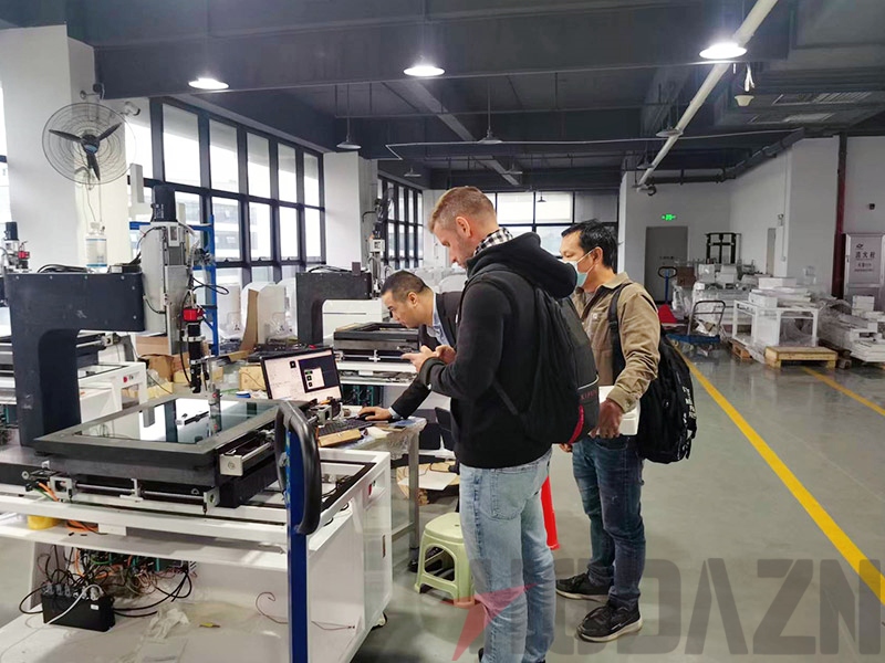 2022年11月份法國(guó)客戶現(xiàn)場(chǎng)考察，預(yù)定二次元